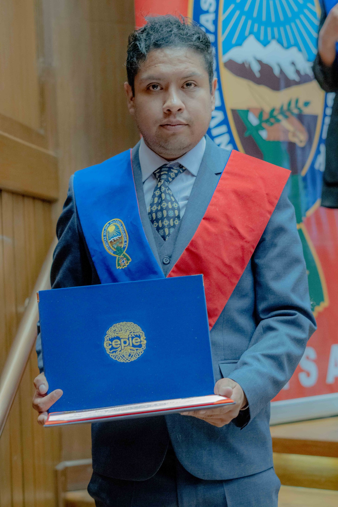 Graduación   92  