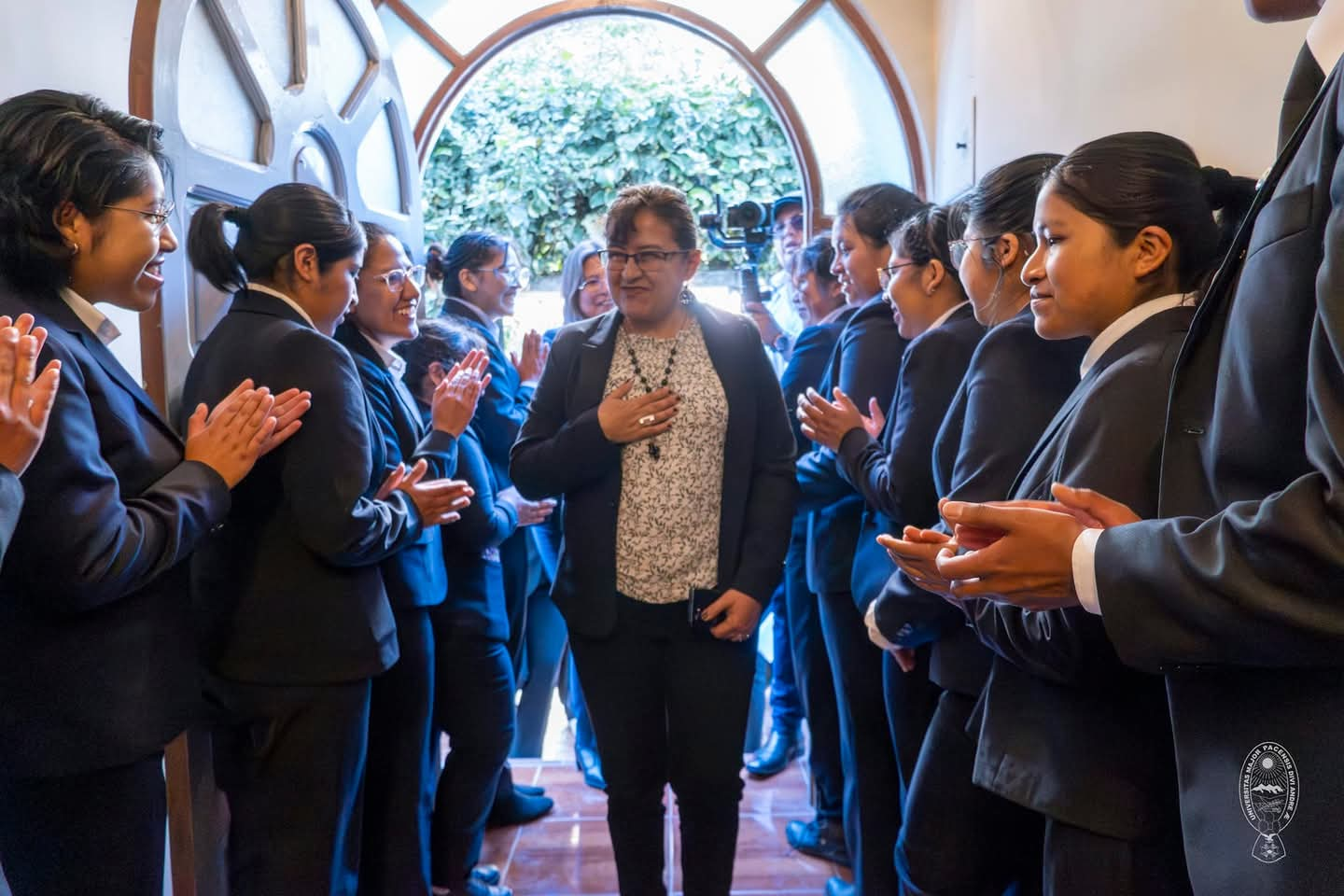 LA UMSA ADQUIERE E INAUGURA EL NUEVO EDIFICIO 